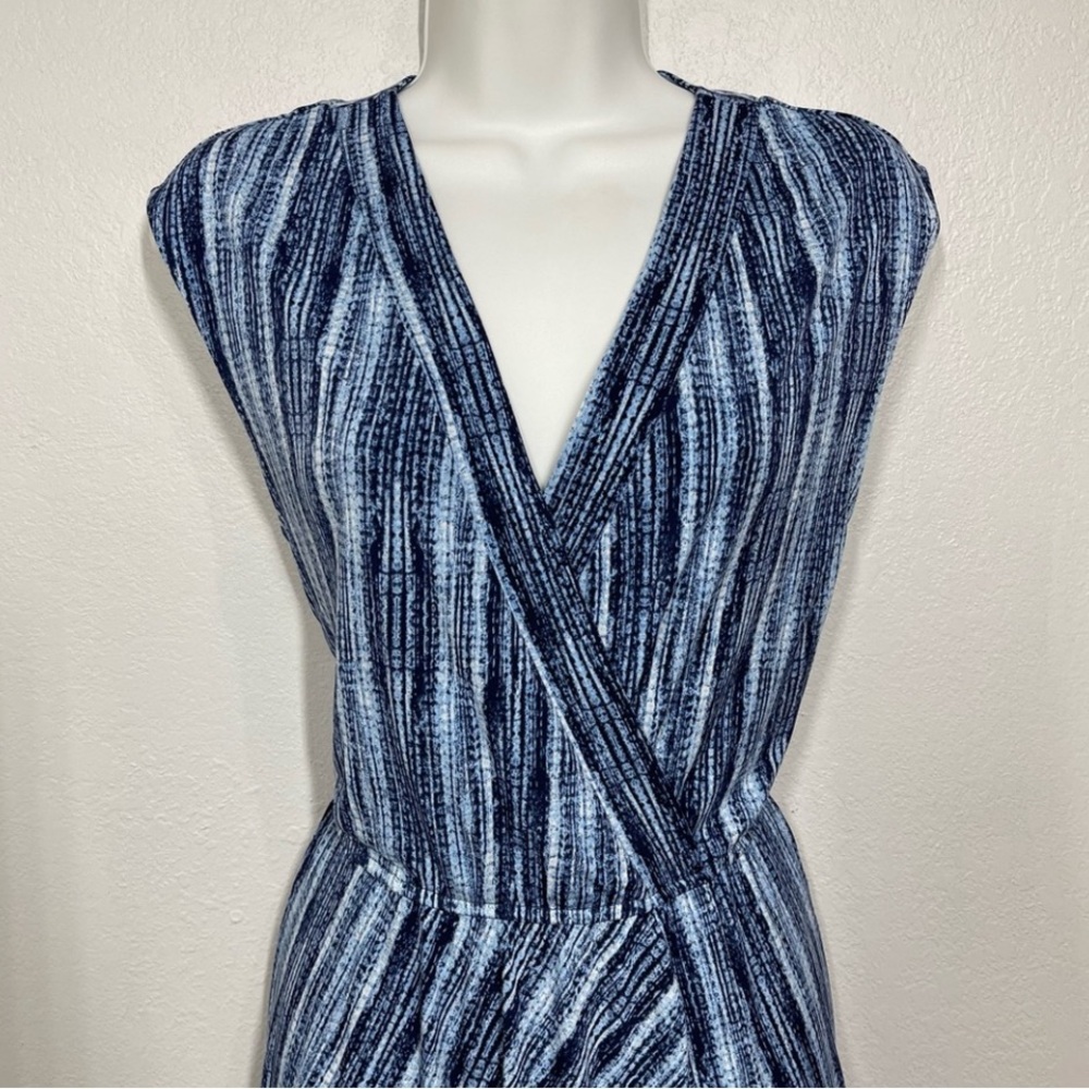 BCBG MaxAzria faux wrap midi dress size medium NWT